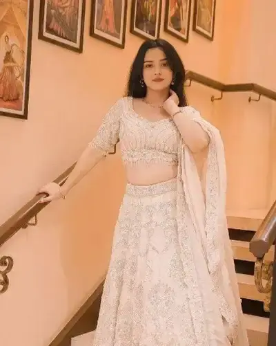 Escort Karaikkudi